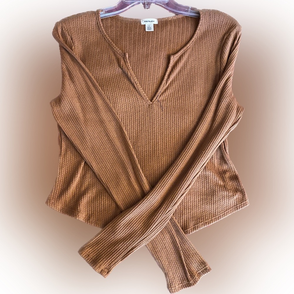 Long Sleeve Ribbed Knit Shirt